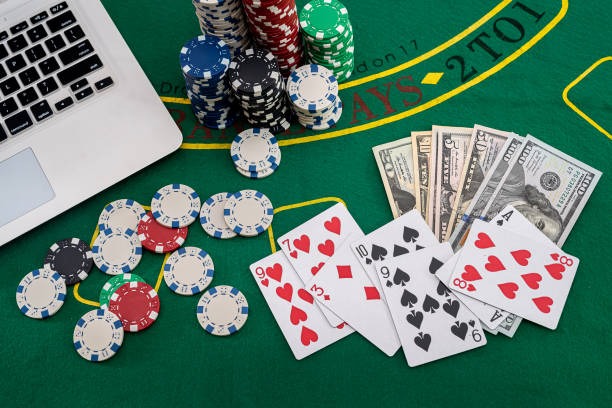 Texas Poker table layout on ilham toto showing community cards and betting positions